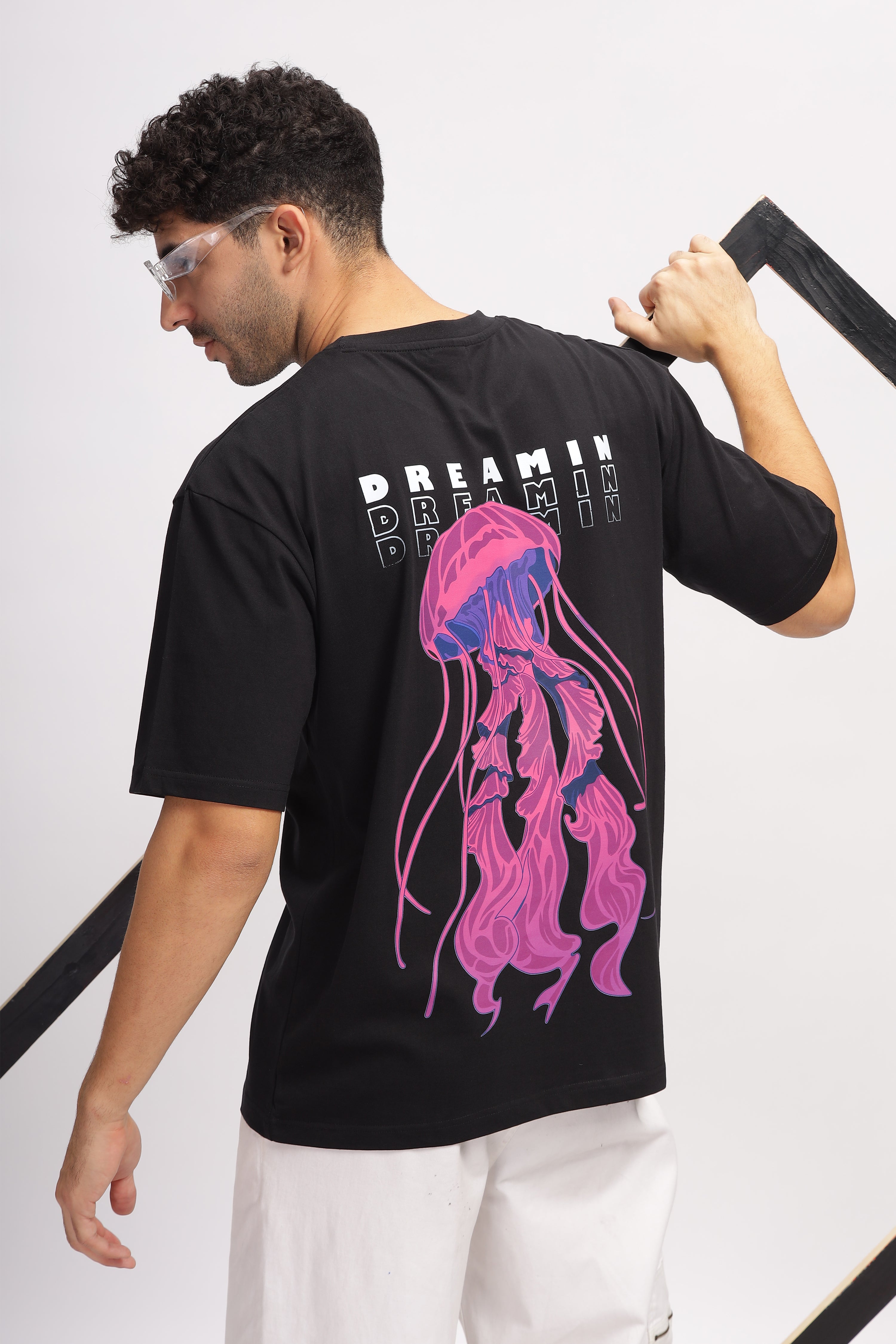 Dreamin - Oversized- Phantom Black- Unisex T-shirt