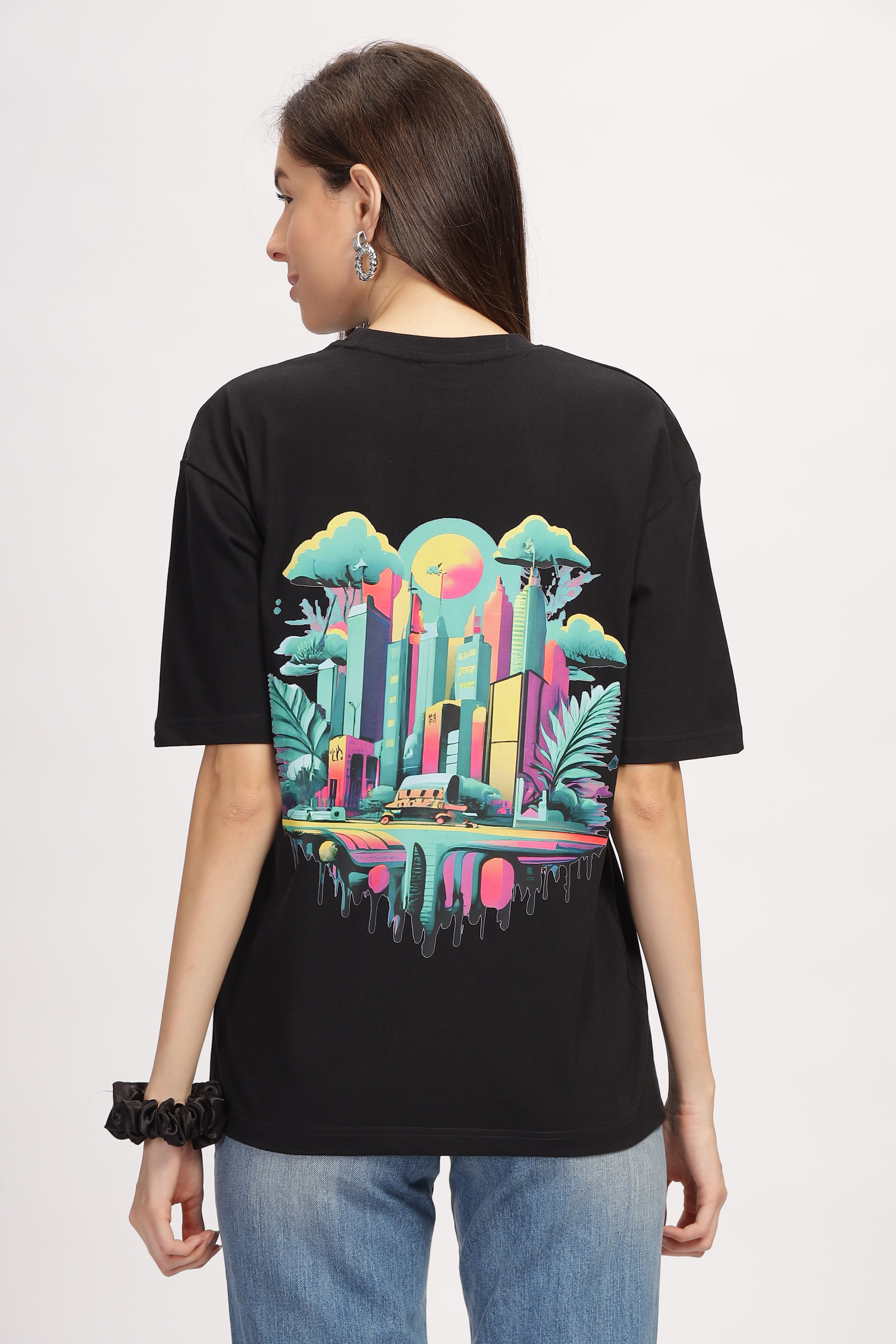 Fantasy World -Oversised- Phantom Black- Unisex T-shirt