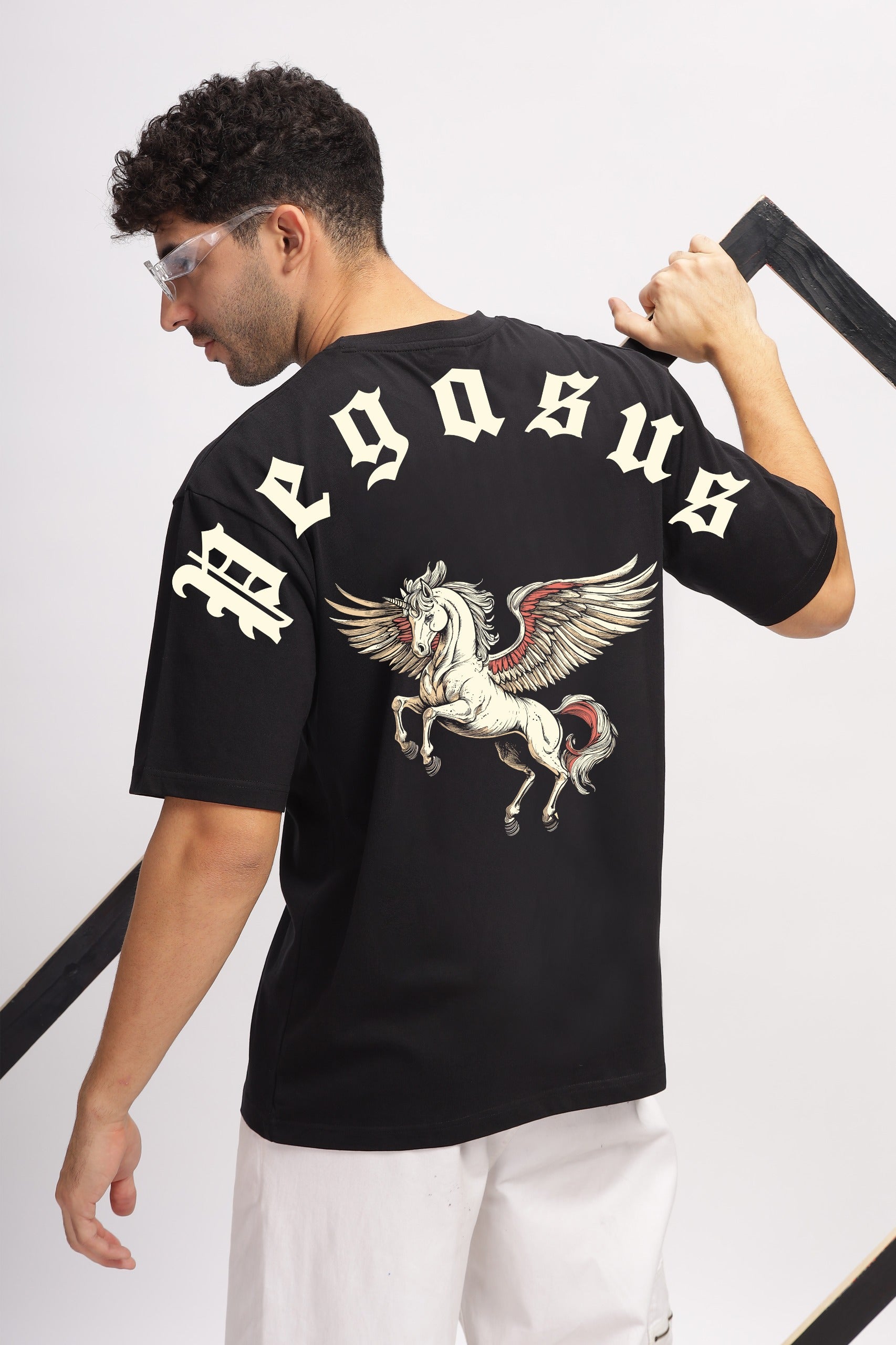 Pegasus- Oversized - Unisex Tshirt