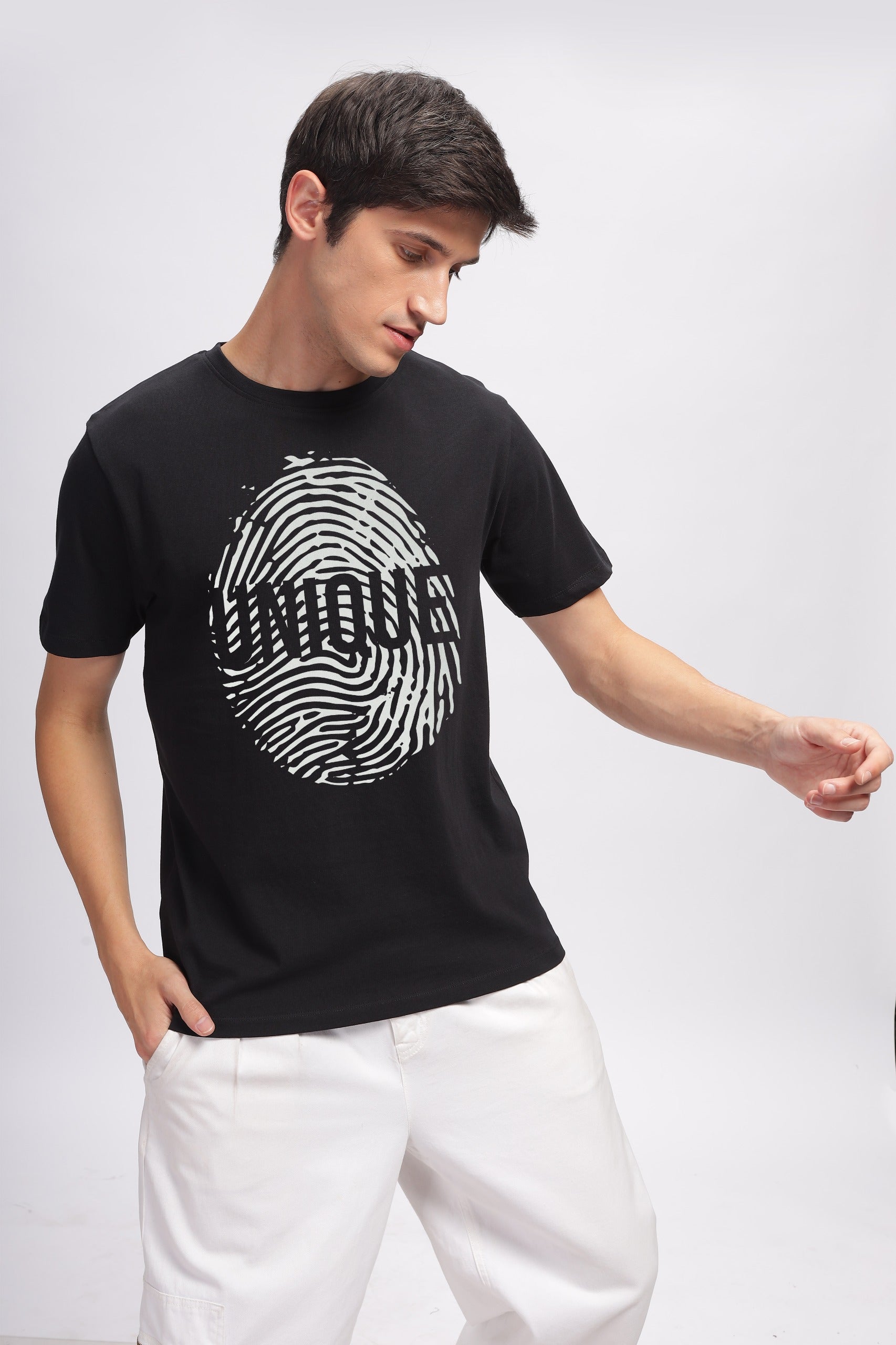 PRINTED CREW- UNIQUE- BLACK